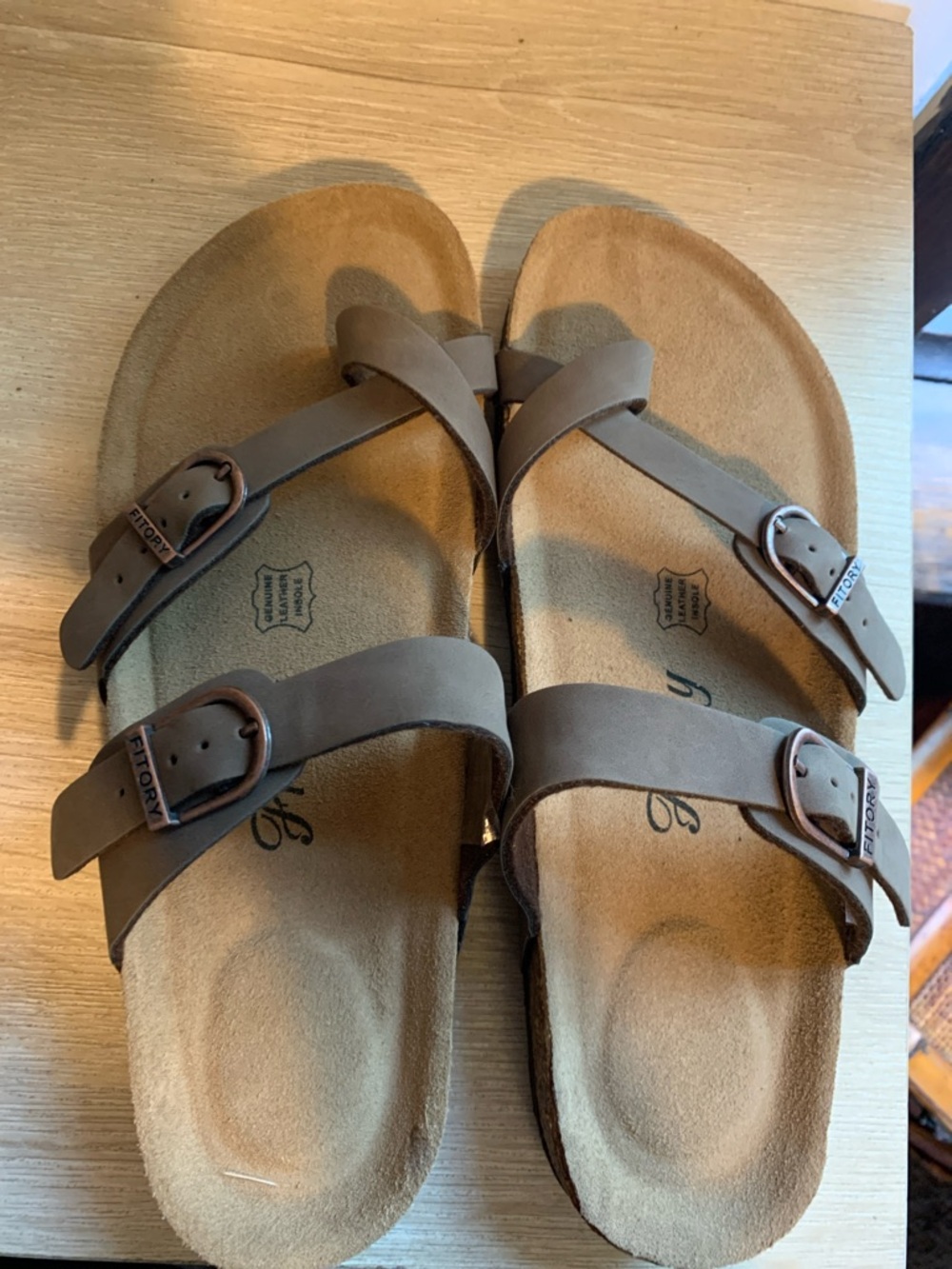 Fitory women’s sandals size 10
